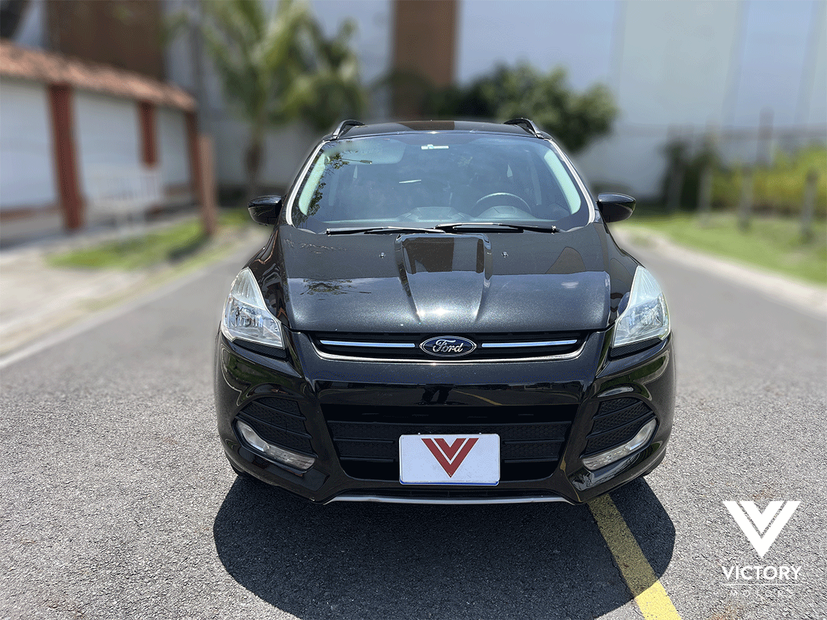 FORD ESCAPE - 2015