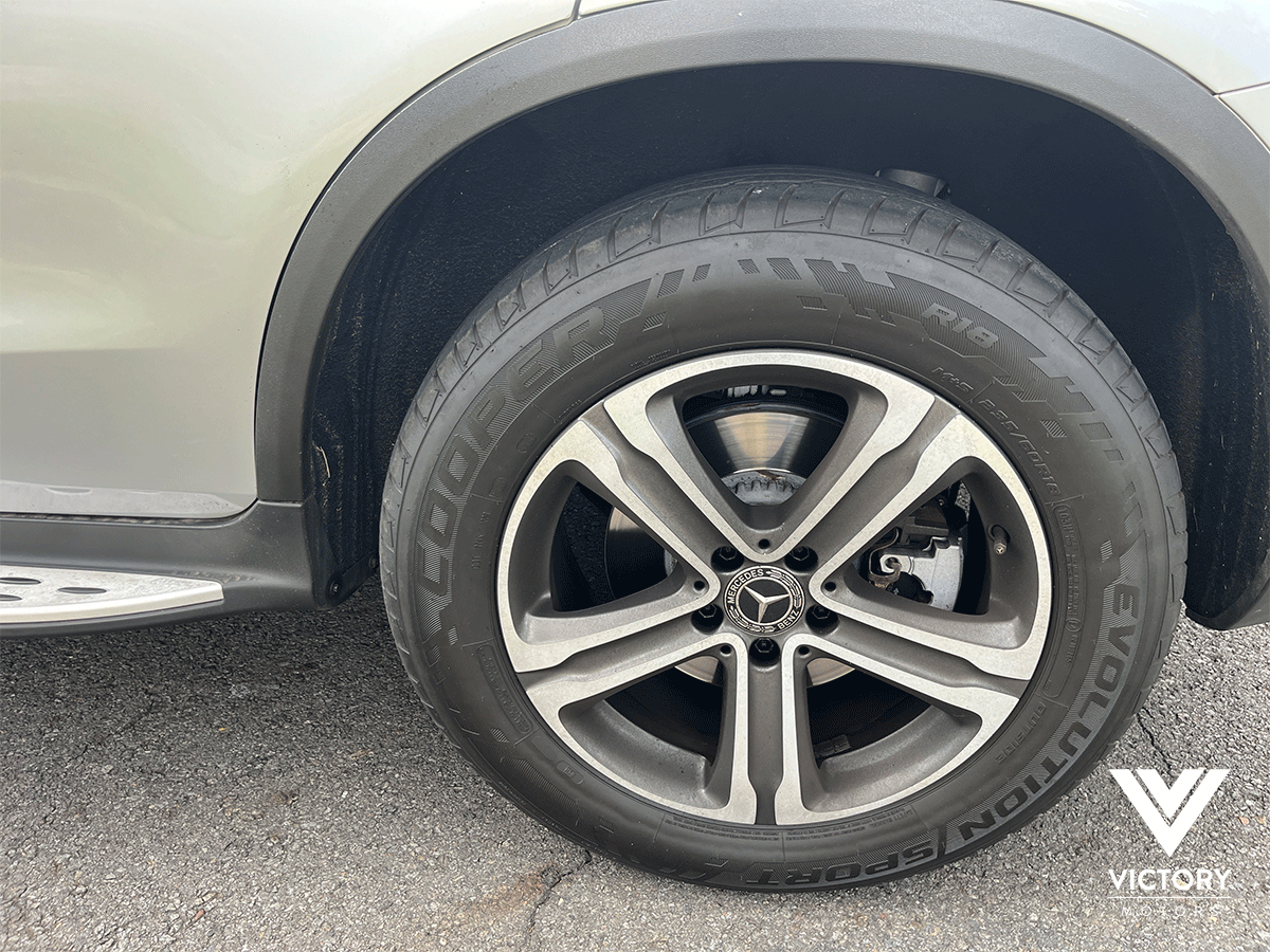 MERCEDES-BENZ GLC 200 - 2020