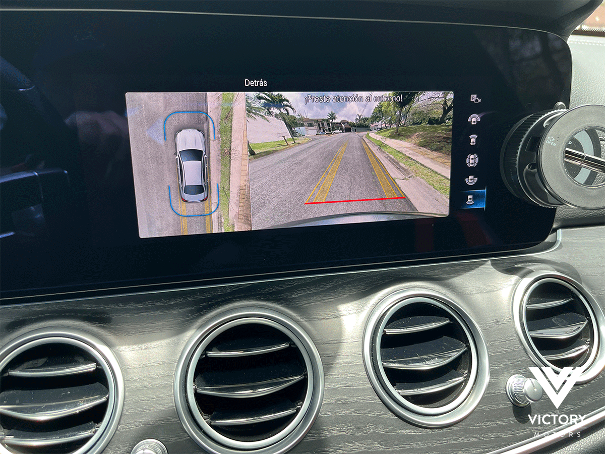 MERCEDES-BENZ E300 - 2022
