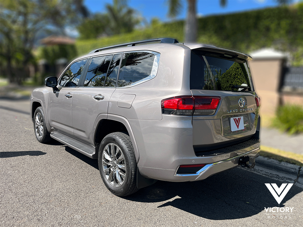 TOYOTA LAND CRUISER 300 VX-R - 2024
