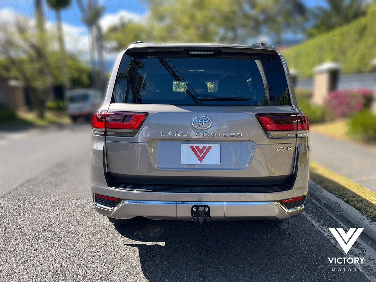 TOYOTA LAND CRUISER 300 VX-R - 2024