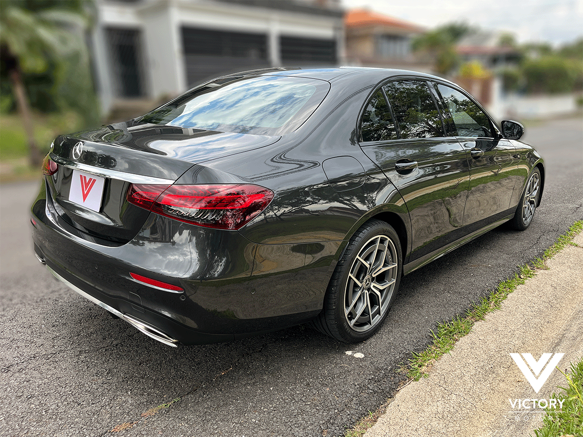 MERCEDES-BENZ E300 - 2022