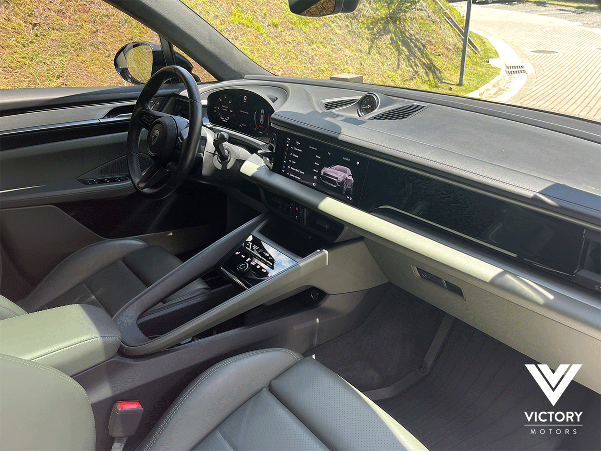 PORSCHE MACAN TURBO-ELÉCTRICO - 2025