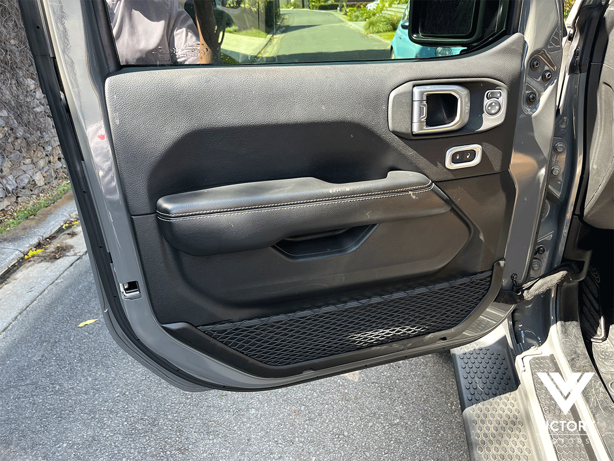 JEEP WRANGLER UNLIMITED SAHARA - 2020