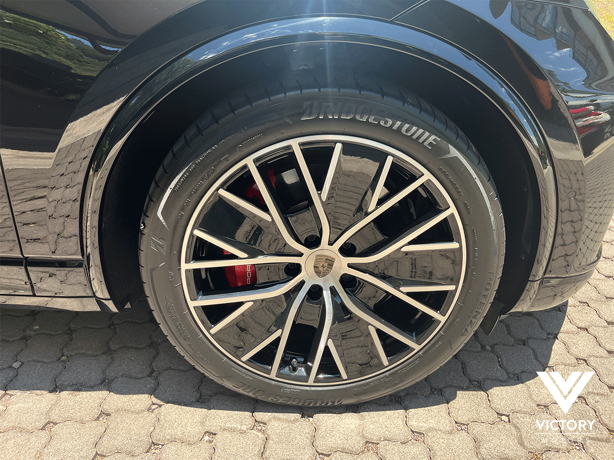 PORSCHE MACAN TURBO-ELÉCTRICO - 2025