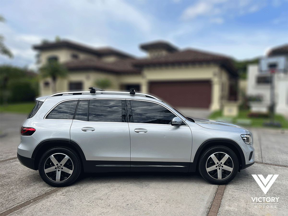 MERCEDES-BENZ GLB 200 - 2023