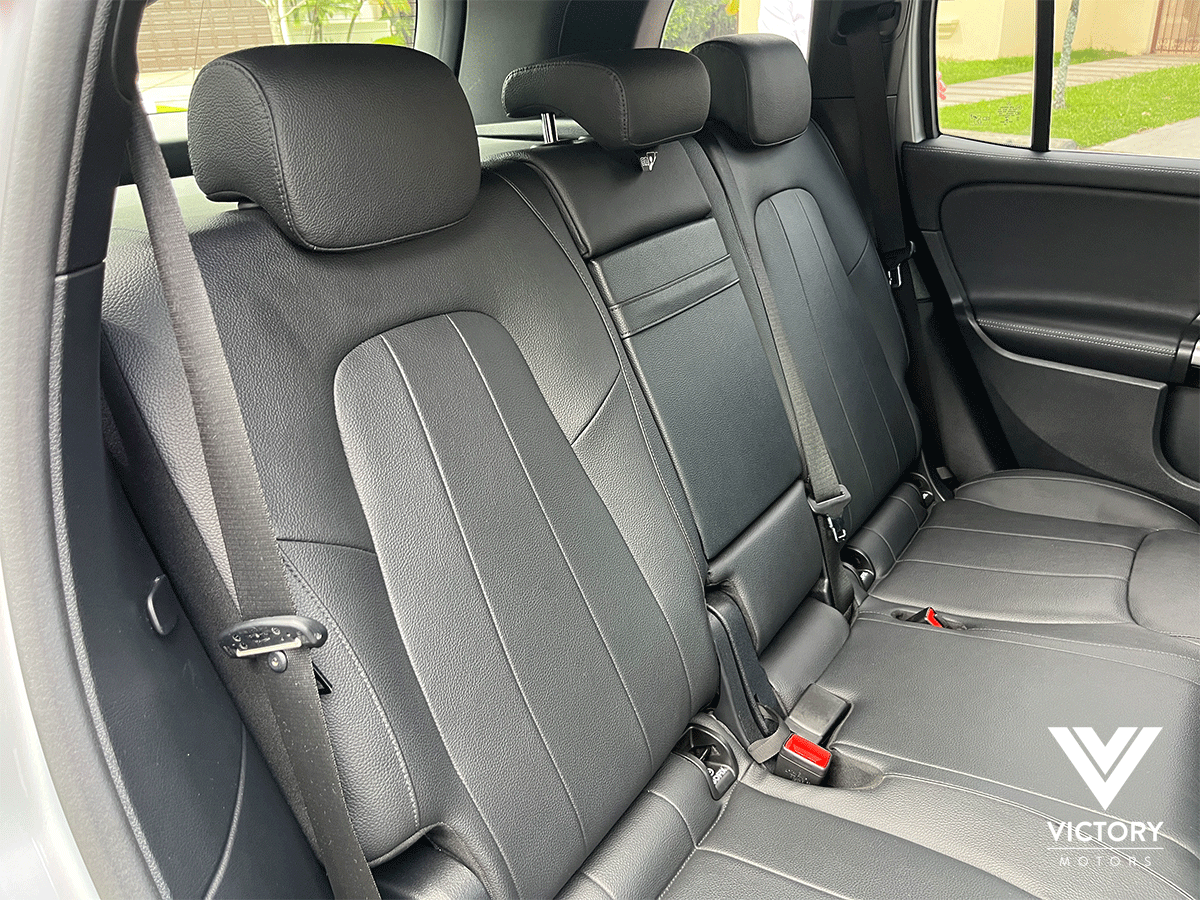 MERCEDES-BENZ GLB 200 - 2023